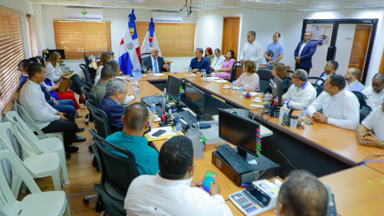 Directores Regionales Se Reunen